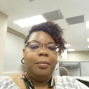 Meet your Posher, Katina